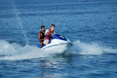 a-jetski21_400